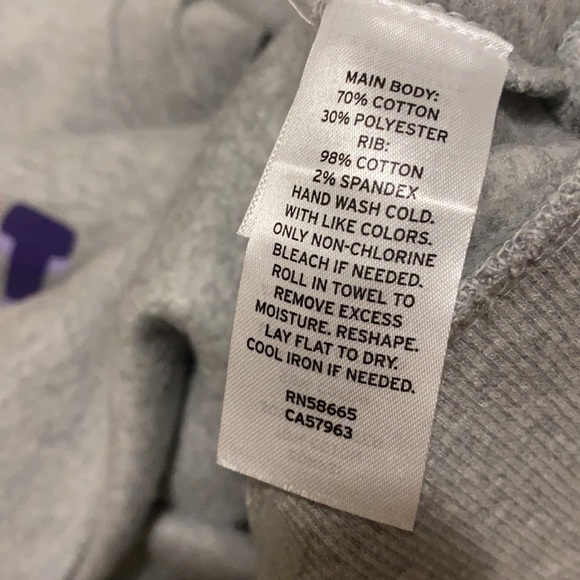 Halogen Gray Just Love Graphic Sweatshirt Medium NEW - Picture 9 of 10